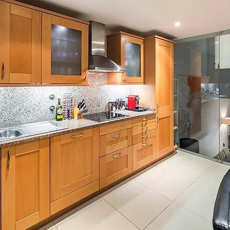 Sleeps 8 Pool Air Con T607958 *